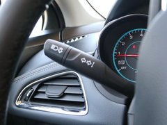 2017款 1.4T 双离合领锋版