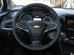 2017款 1.4T 双离合领锋版
