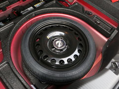 2017款 1.4T 双离合领锋版