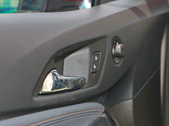 2017款 1.4T 双离合领锋版