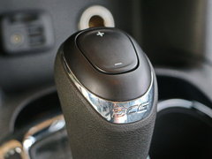 2017款 1.4T 双离合领锋版