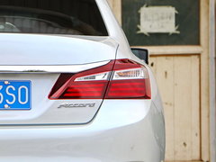 2016款 2.0L 精英版