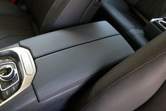 2015款 1.8T 自动 尊贵型
