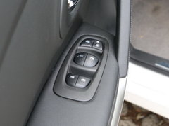 2016款 2.0L 四驅(qū)至尊版