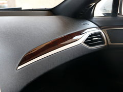 2017款 2.0T 尊雅版