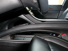 2017款 2.0T 尊雅版