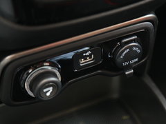 2016款 1.5L 自动豪华版