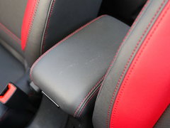 2016款 1.5L 自动豪华版