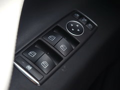 2016款 Model X 90D