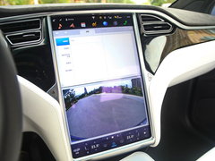 2016款 Model X 90D