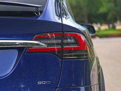 2016款 Model X 90D