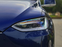 2016款 Model X 90D