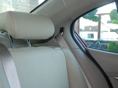 2011款 1.5L 自动 精英品致款