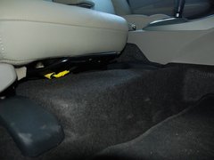 2011款 1.5L 自动 精英品致款