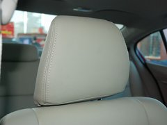 2011款 1.5L 自动 精英品致款