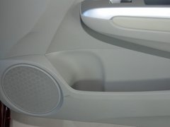 2011款 1.5L 自动 精英品致款