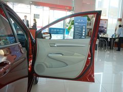 2011款 1.5L 自动 精英品致款