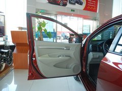 2011款 1.5L 自动 精英品致款