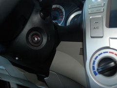 2011款 1.5L 自动 精英品致款