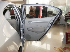 2011款 1.5L 自动 精英品致款
