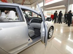 2011款 1.5L 自动 精英品致款