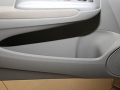 2011款 1.5L 自动 精英品致款