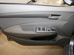 2011款 1.5L 自动 精英品致款