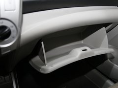 2011款 1.5L 自动 精英品致款