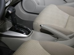 2011款 1.5L 自动 精英品致款