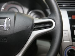 2011款 1.5L 自动 精英品致款