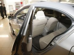 2011款 1.5L 自动 精英品致款