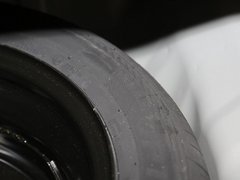2011款 1.5L 自动 精英品致款