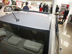 2011款 1.5L 自动 精英品致款