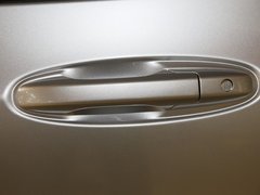 2011款 1.5L 自动 精英品致款