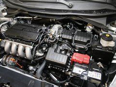 2011款 1.5L 自动 精英品致款