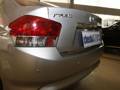 2011款 1.5L 自动 精英品致款