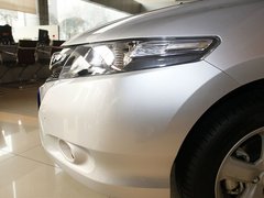 2011款 1.5L 自动 精英品致款
