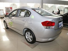 2011款 1.5L 自动 精英品致款