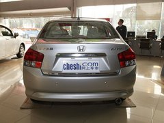 2011款 1.5L 自动 精英品致款