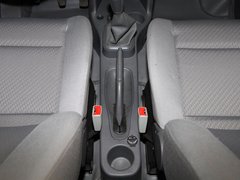 2009款 1.6L 宜商版 标准型 7座