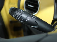 2011款 1.4L 自动 Pop时尚版