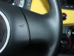 2011款 1.4L 自动 Pop时尚版