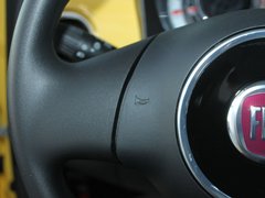 2011款 1.4L 自动 Pop时尚版