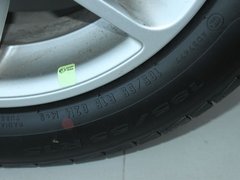 2011款 1.4L 自动 Pop时尚版