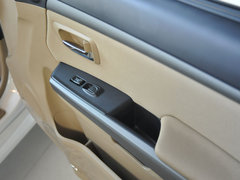 2009款 锐意版 2.0L 手动 豪华型