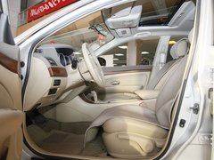 东风日产  轩逸 1.6 AT XL 驾驶席座椅正视图