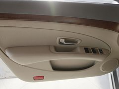 2009款 1.6L 自动 豪华天窗版