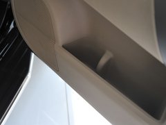 2009款 2.7L 自动 两驱豪华版