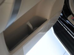 2009款 2.7L 自动 两驱豪华版