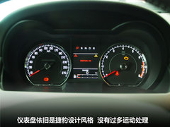 2009款 5.0 自动 V8机械增压硬顶跑车